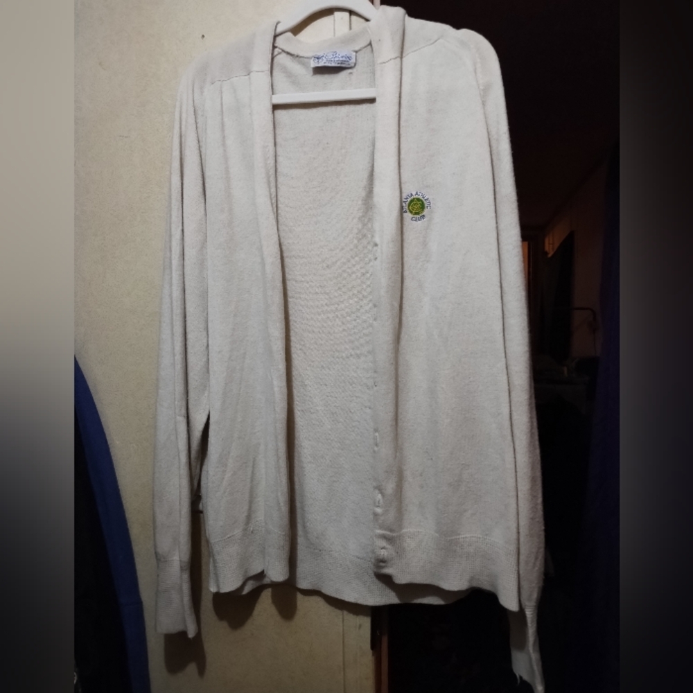 *RARE FIND* Vintage Atlanta Athletic Club cardigan L